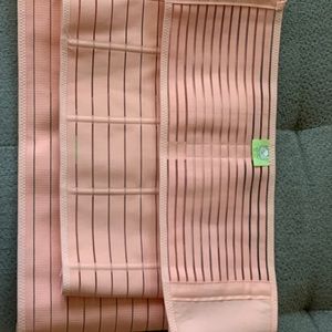 Postpartum maternity belt
